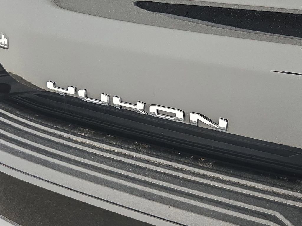 2023 GMC Yukon XL AT4 - Photo 37