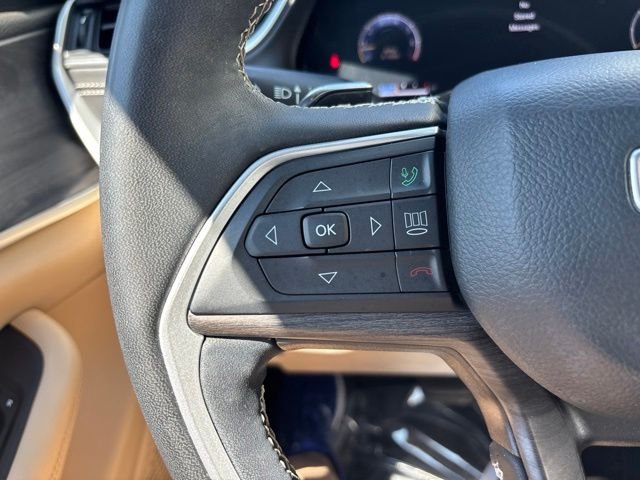 Used 2023 Black Jeep Limited image 20