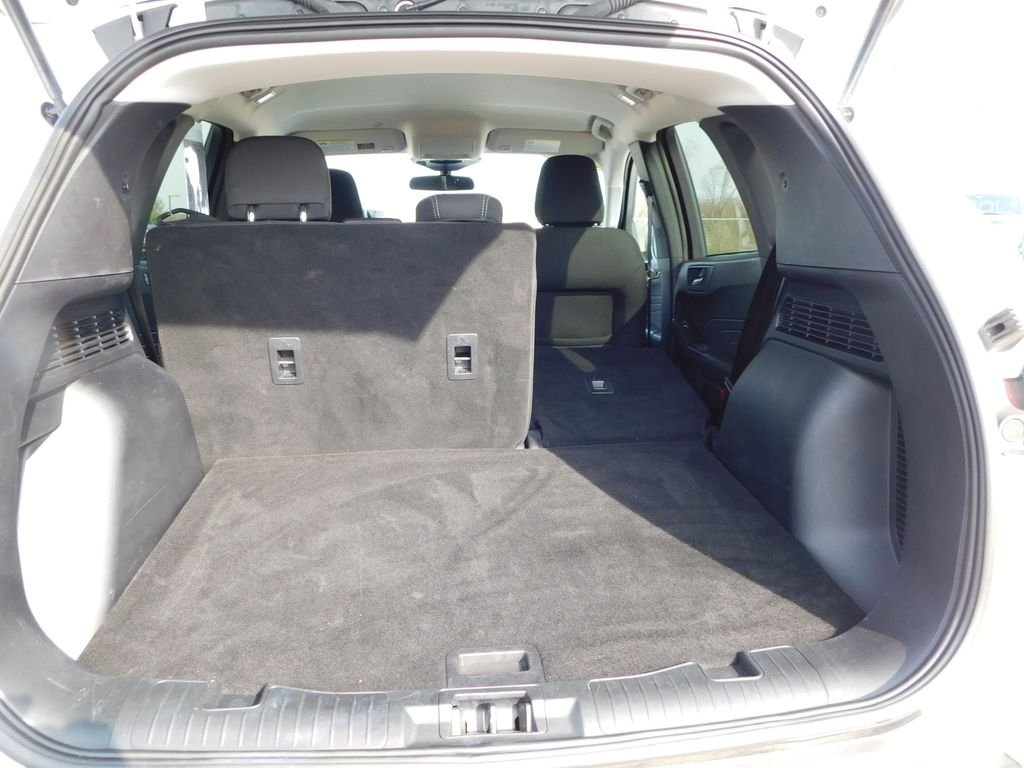 Used 2025 Oxford White Ford Active image 21