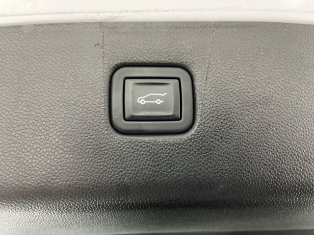 Used 2023 Summit White Chevrolet LT image 33
