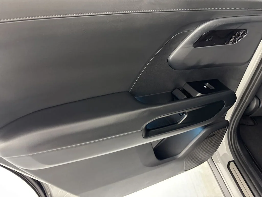 New 2027 Wolf Gray Kia X-LINE SX image 28
