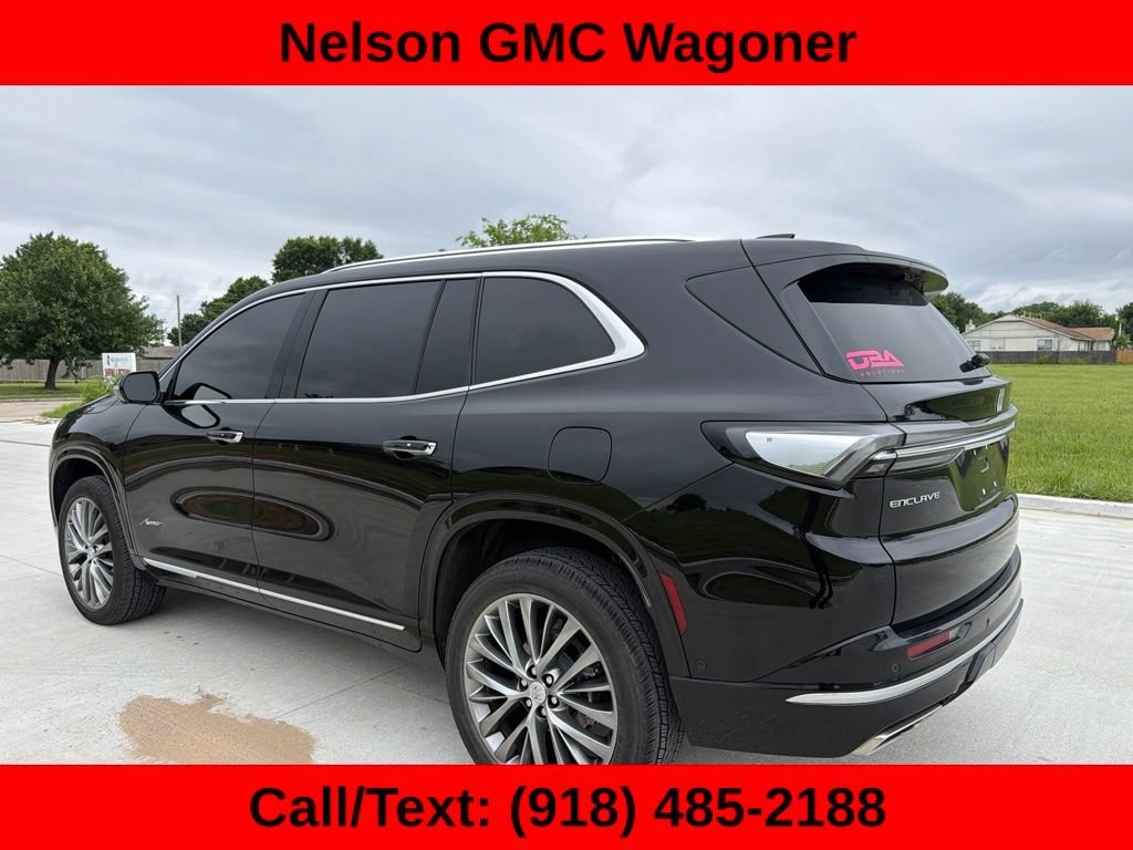 Used 2025 Ebony Twilight Metallic Buick Avenir image 7