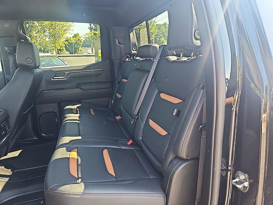 Used 2024 Onyx Black GMC AT4 image 33