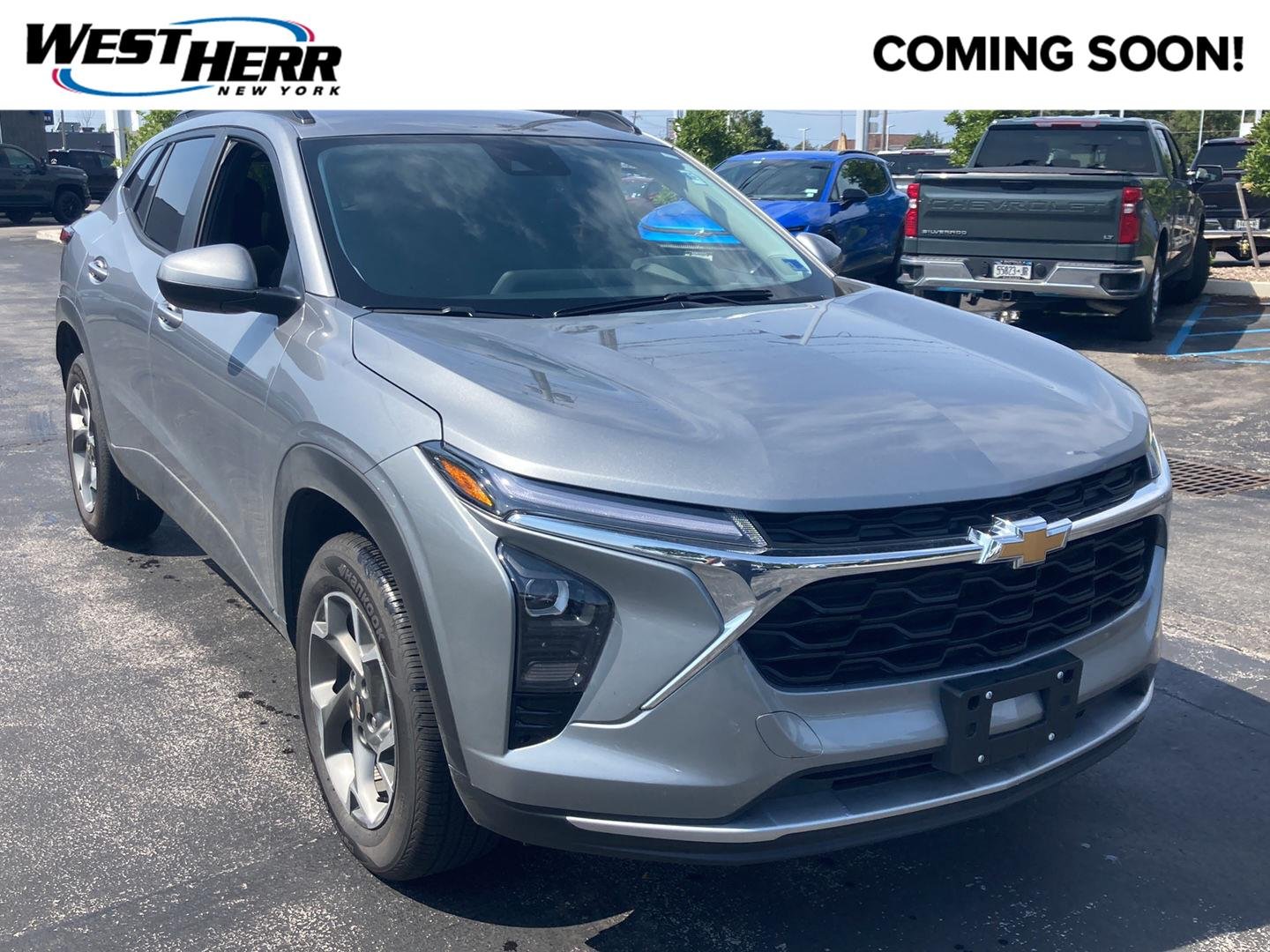 Used 2025 Sterling Gray Metallic Chevrolet LT image 1