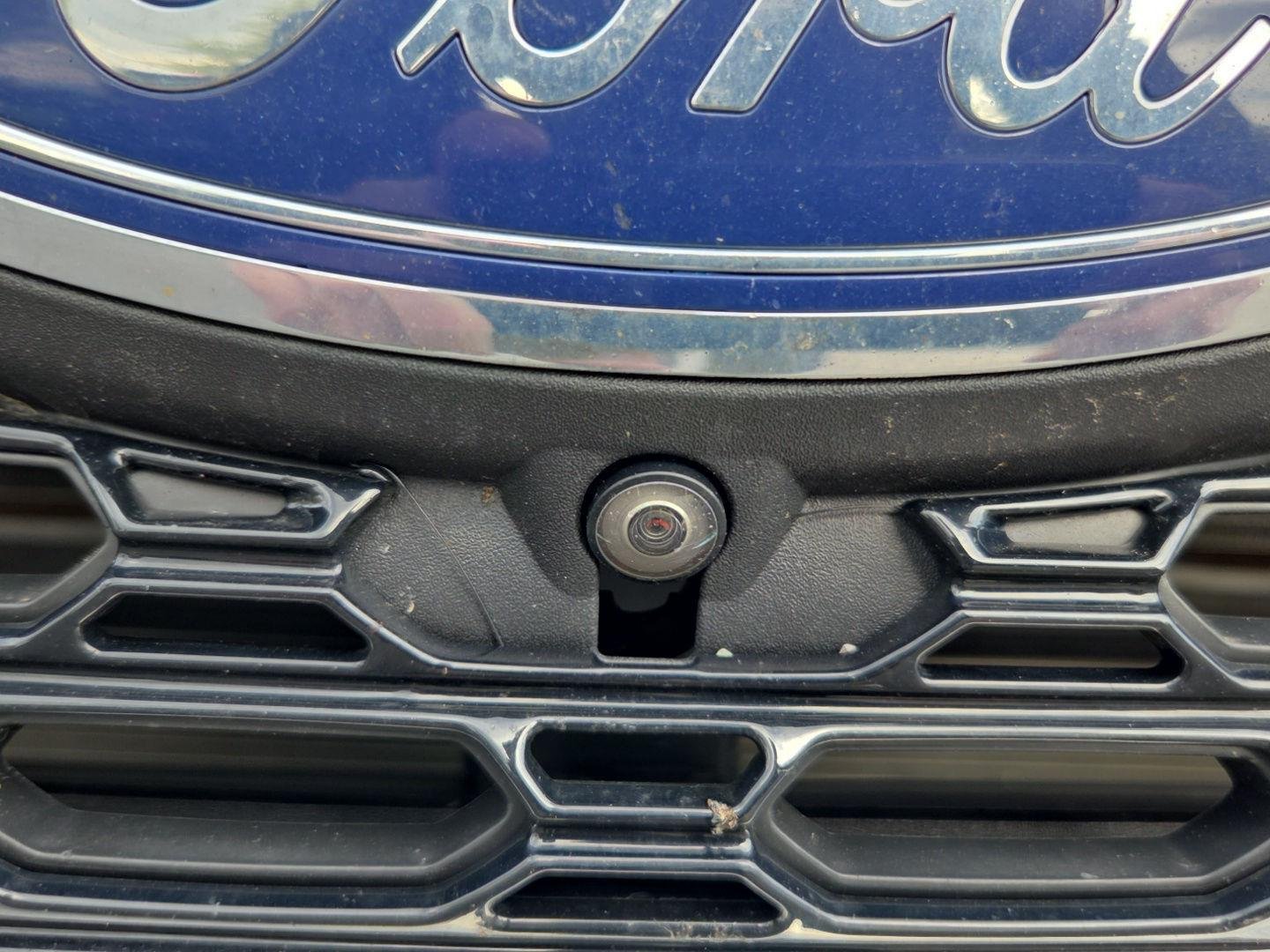Used 2023 Agate Black Metallic Ford XLT image 7