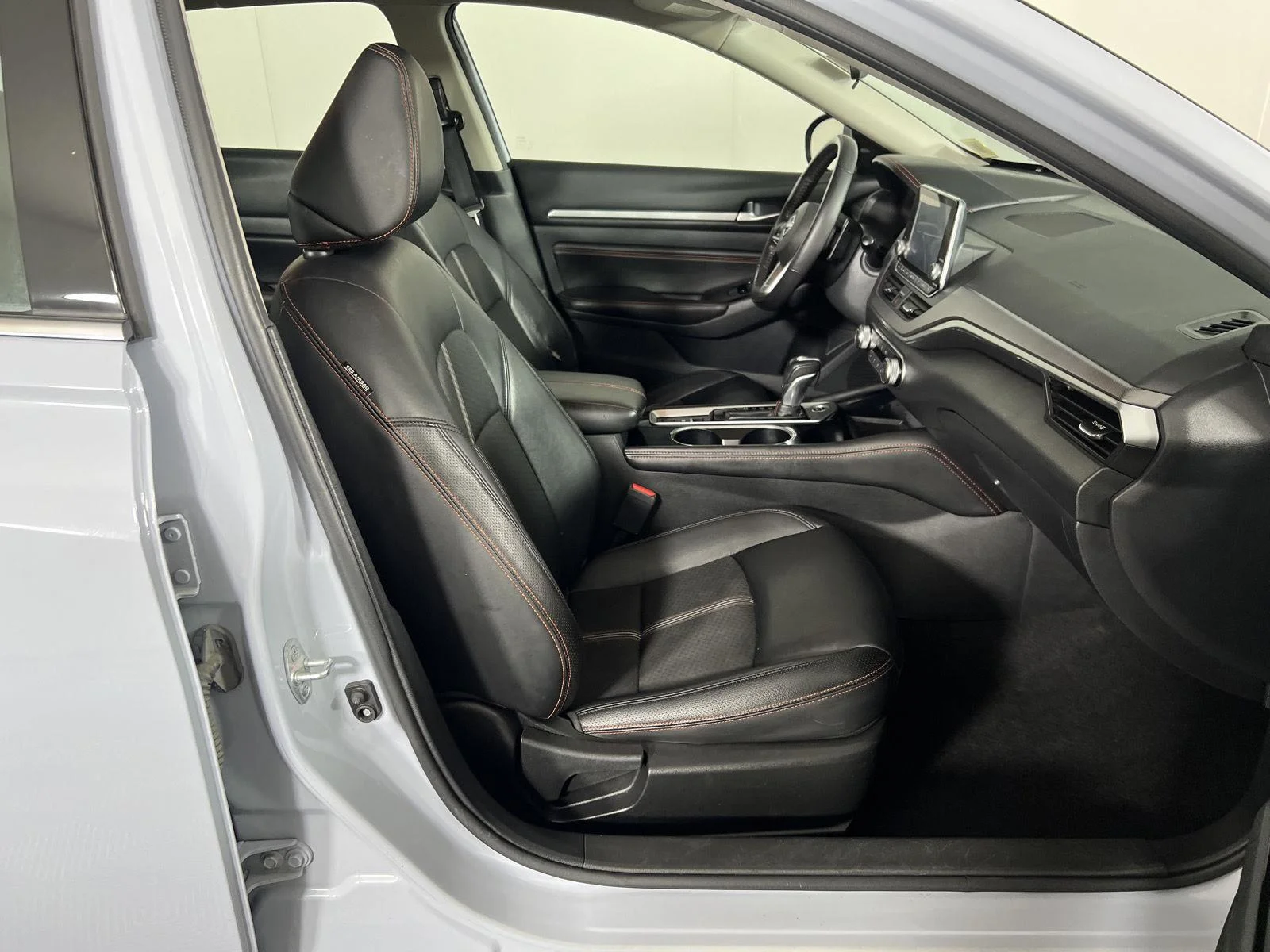 Used 2023 Gray Sky Pearl Nissan 2.5 SR image 11