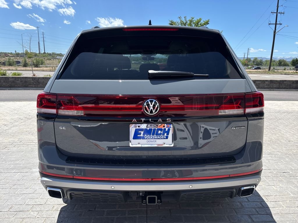 New 2026 Pure Gray Volkswagen 2.0T Peak Edition image 4