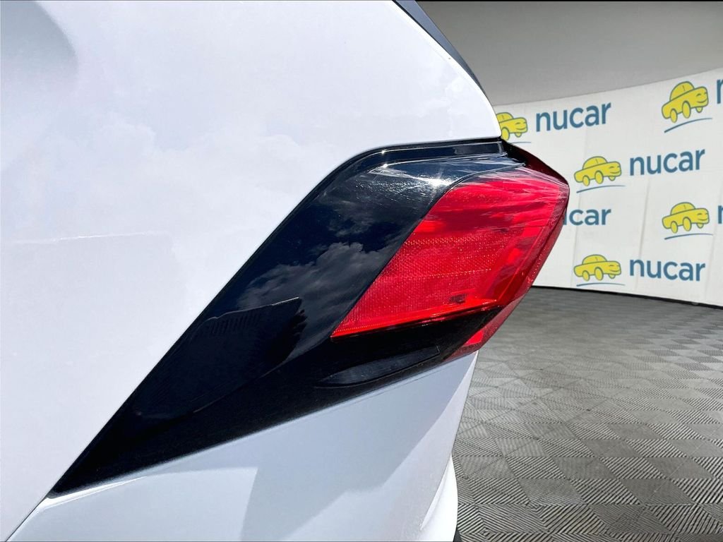 Used 2025 White Toyota XLE image 33