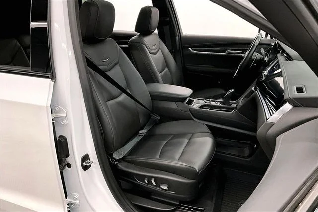 Used 2024 Crystal White Tricoat Cadillac Sport image 8