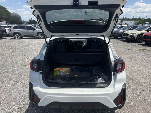 New 2026 CRYSTAL WHITE PEARL Subaru Limited image 23