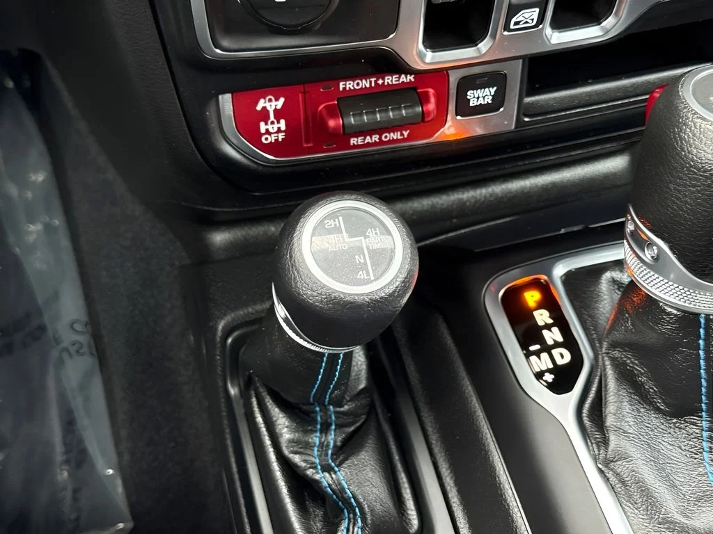 Used 2023 Gray Jeep Rubicon 4xe image 14