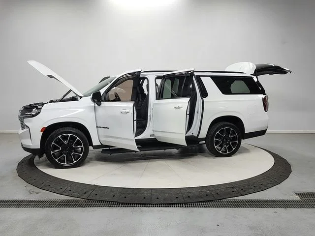 Used 2021 White Chevrolet RST image 12