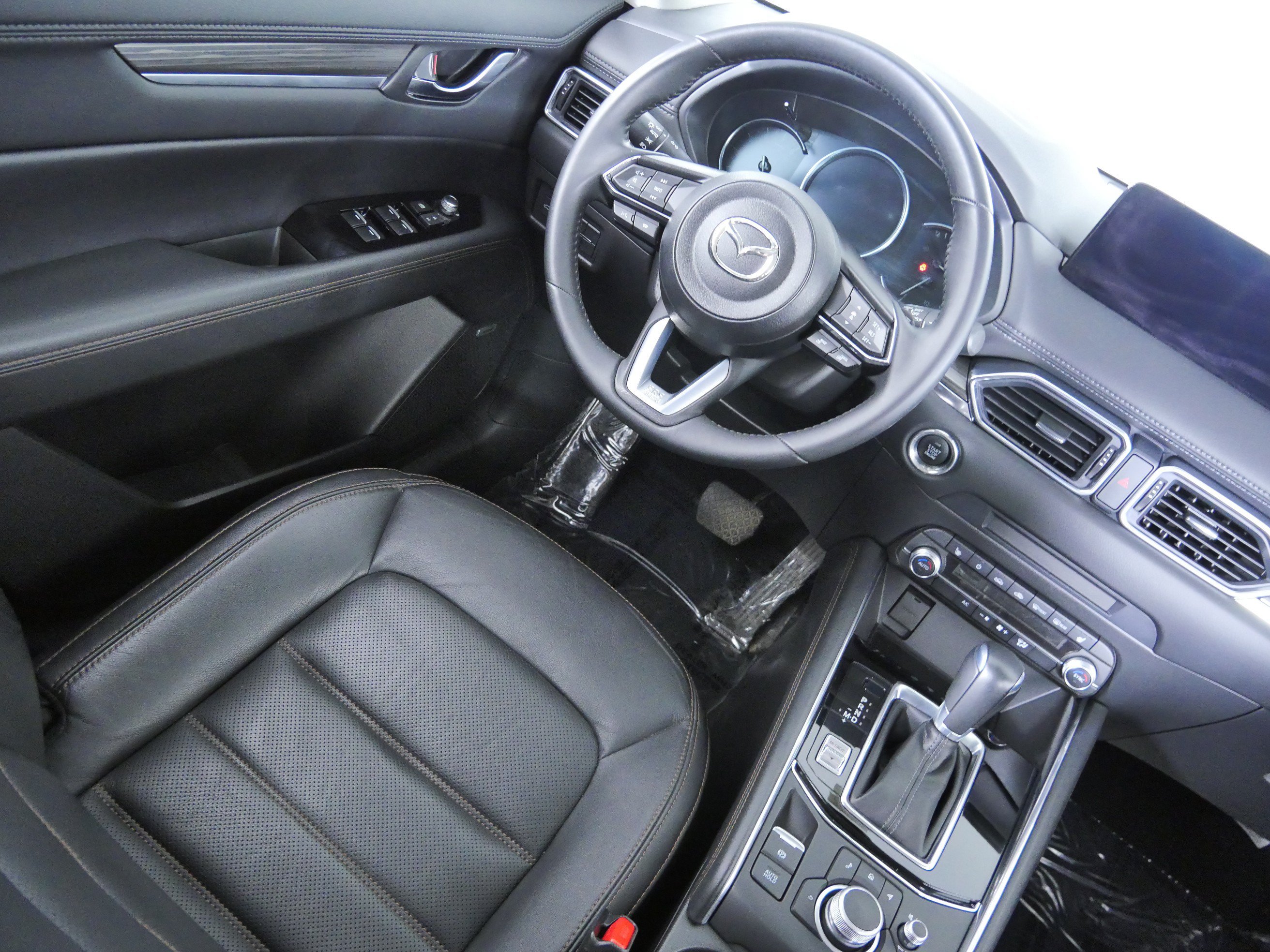 Certified Used 2023 Rhodium White Metallic Mazda 2.5 S Premium Package image 9