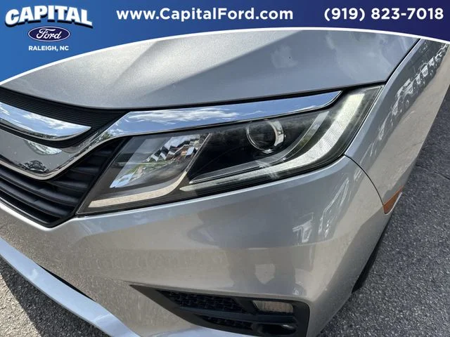 Used 2019 Black Honda EX-L image 11