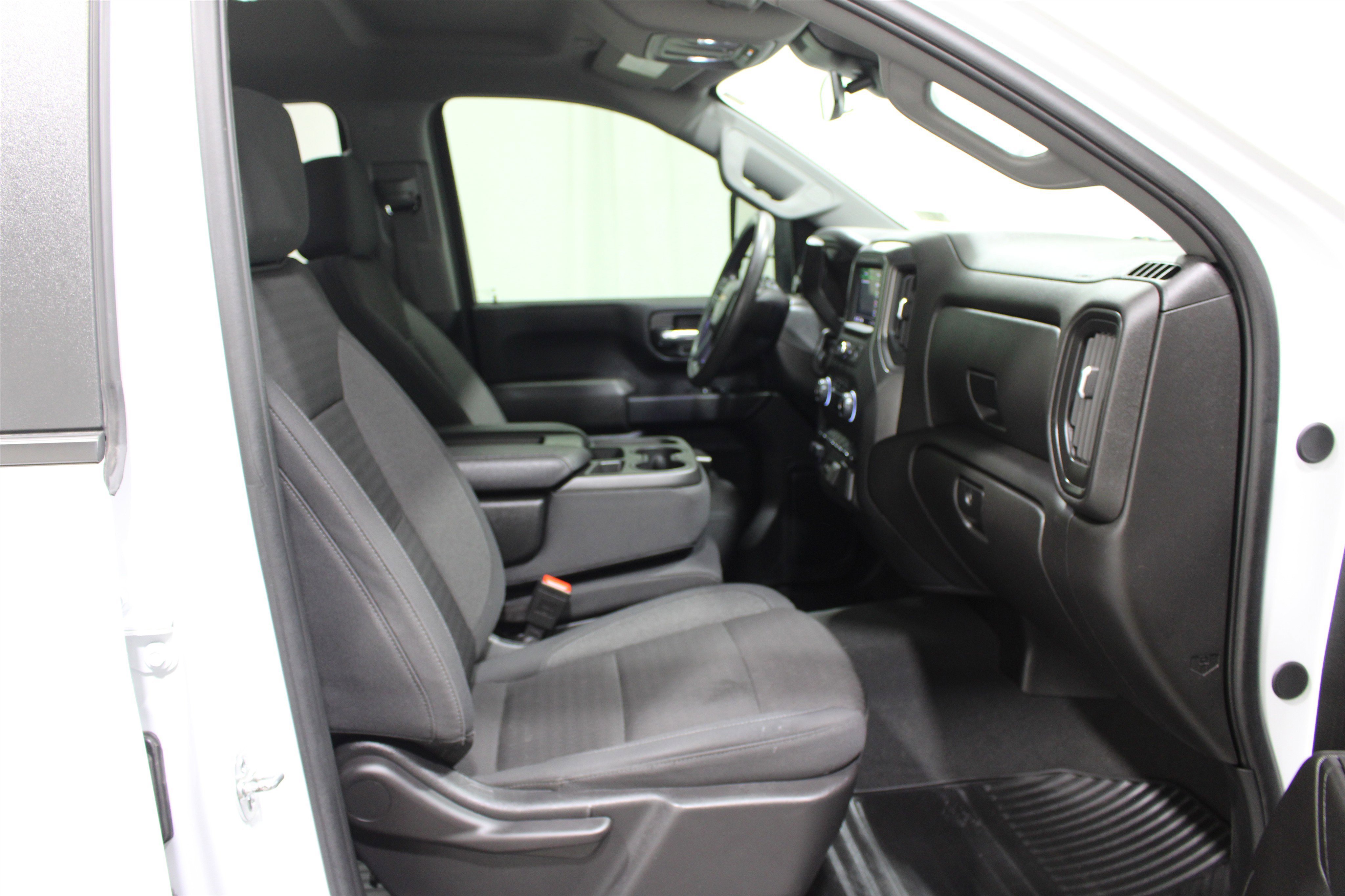Used 2025 Summit White Chevrolet Custom image 23