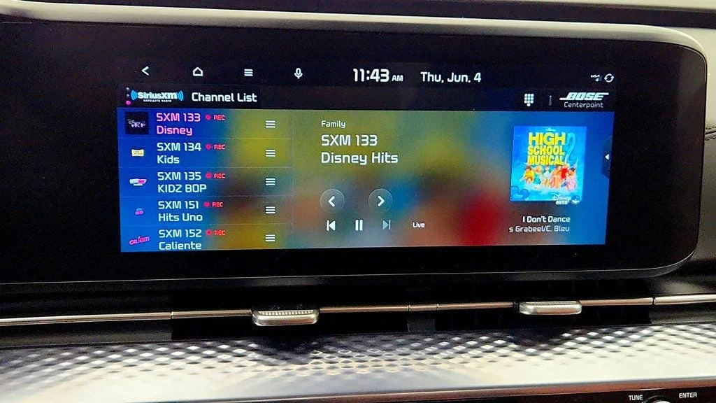Used 2024 Snow White Pearl Kia SX Prestige FWD image 19