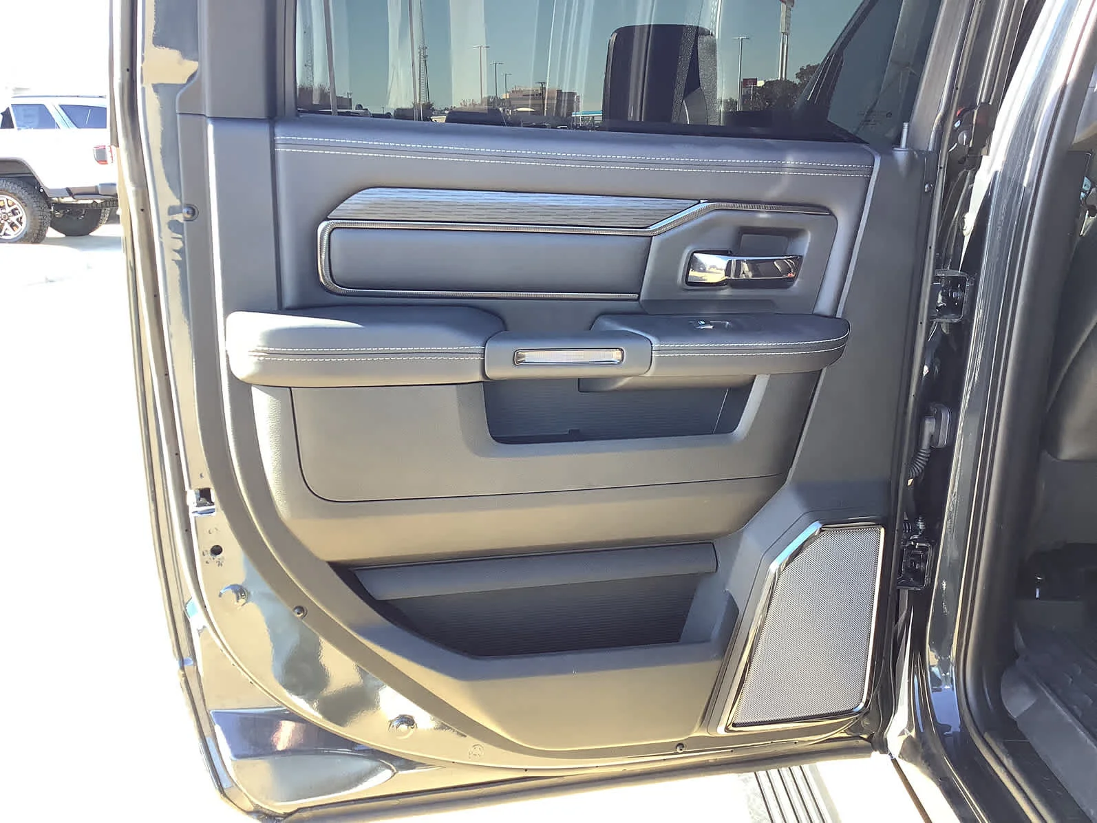 2025 RAM 2500 Rebel - Photo 21