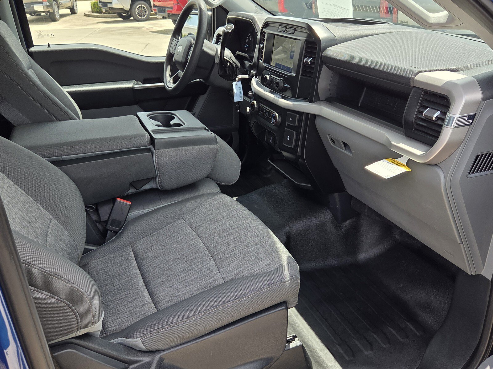 Used 2023 Blue Metallic Ford XL image 7