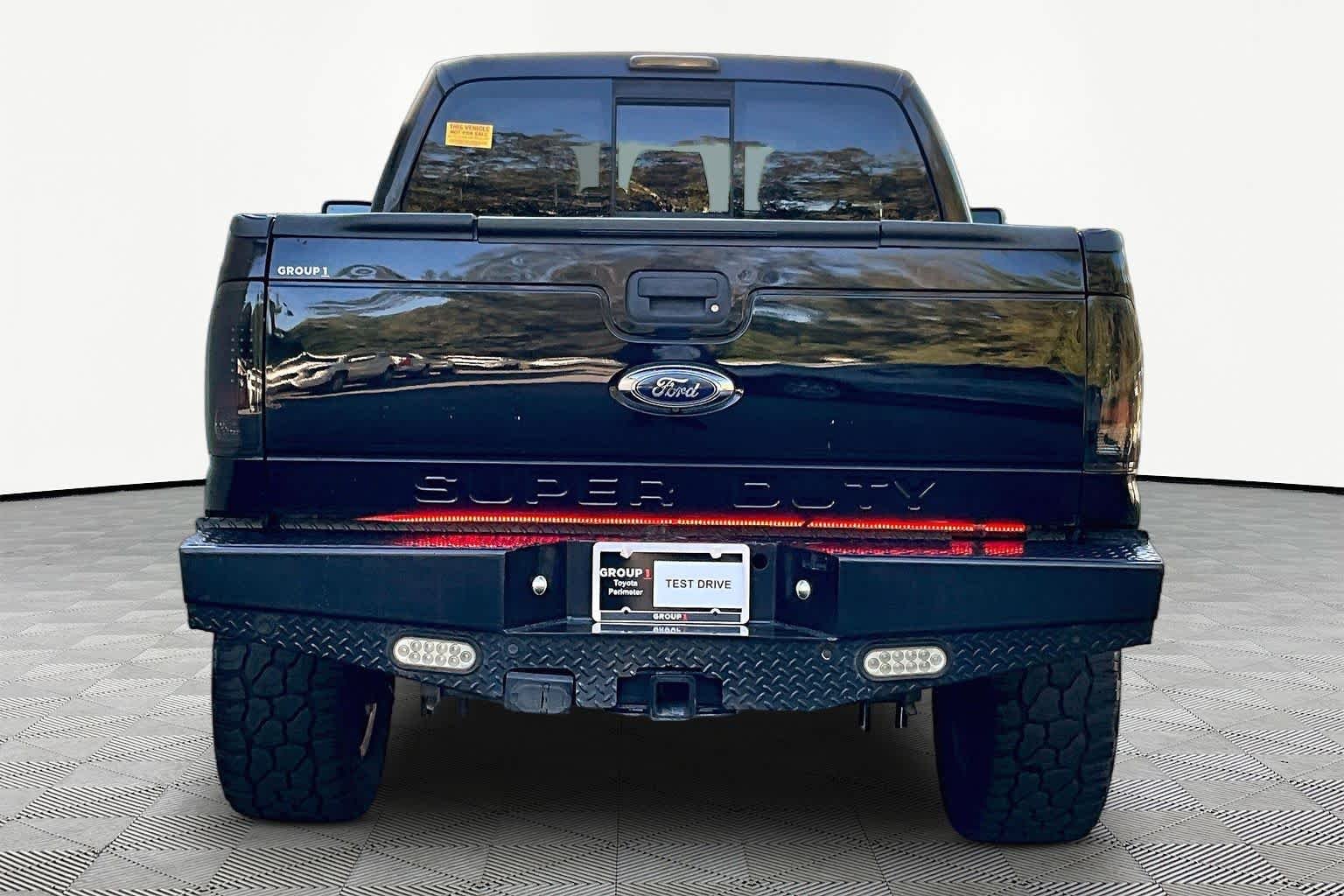 Used 2016 Shadow Black Ford Lariat image 4
