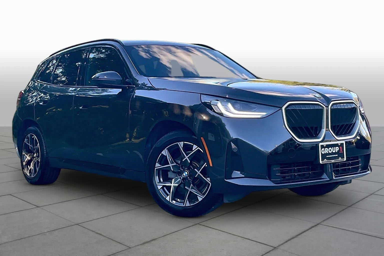 New 2026 Dark Graphite Metallic BMW 30 xDrive image 2