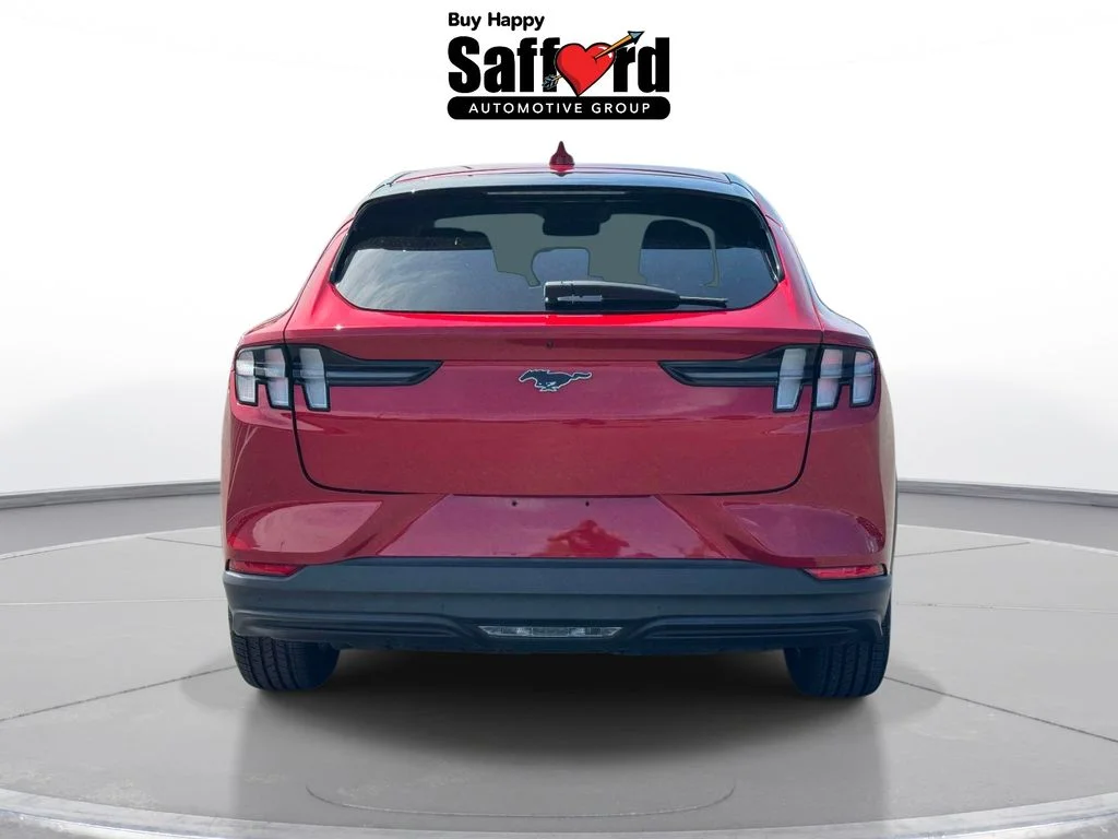 Used 2022 Red Ford Select image 7