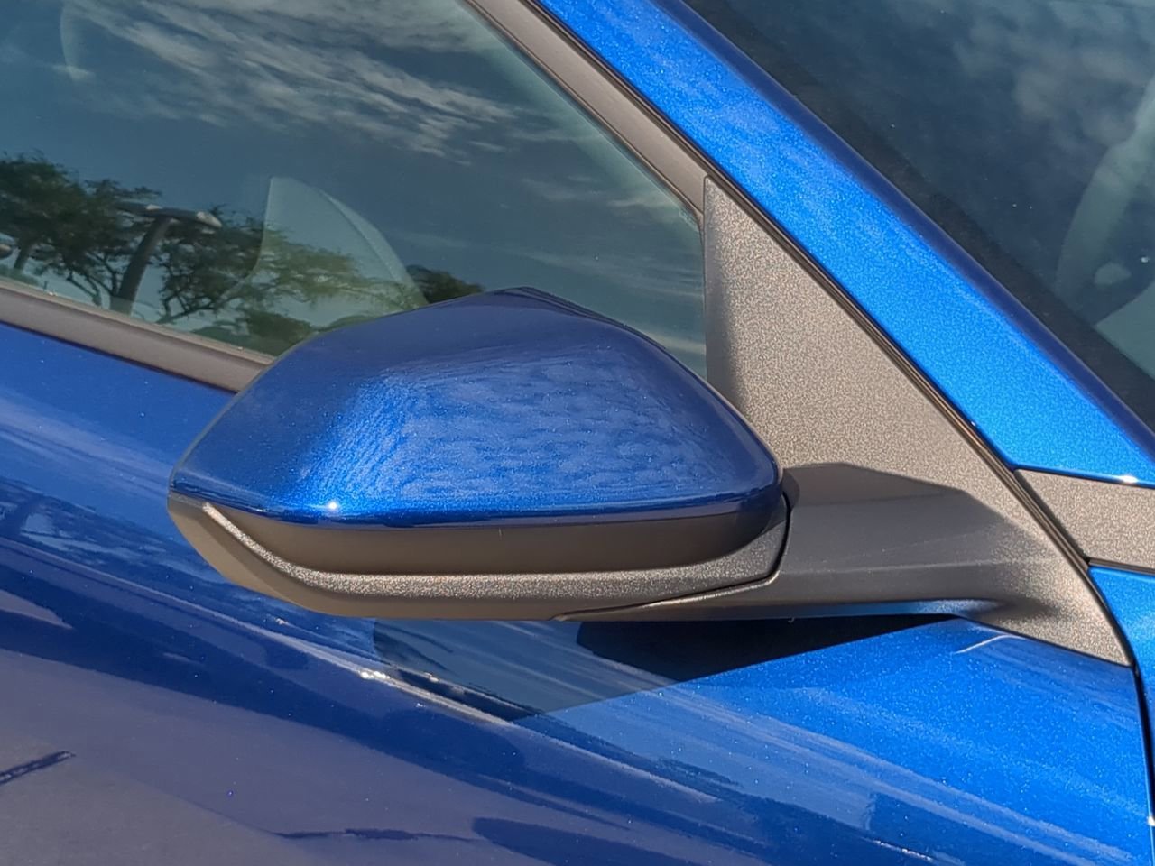 New 2026 Deep Sea Blue Kia LXS image 32