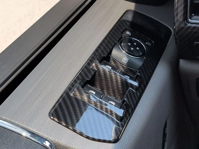 Used 2019 Blue Ford XLT image 22