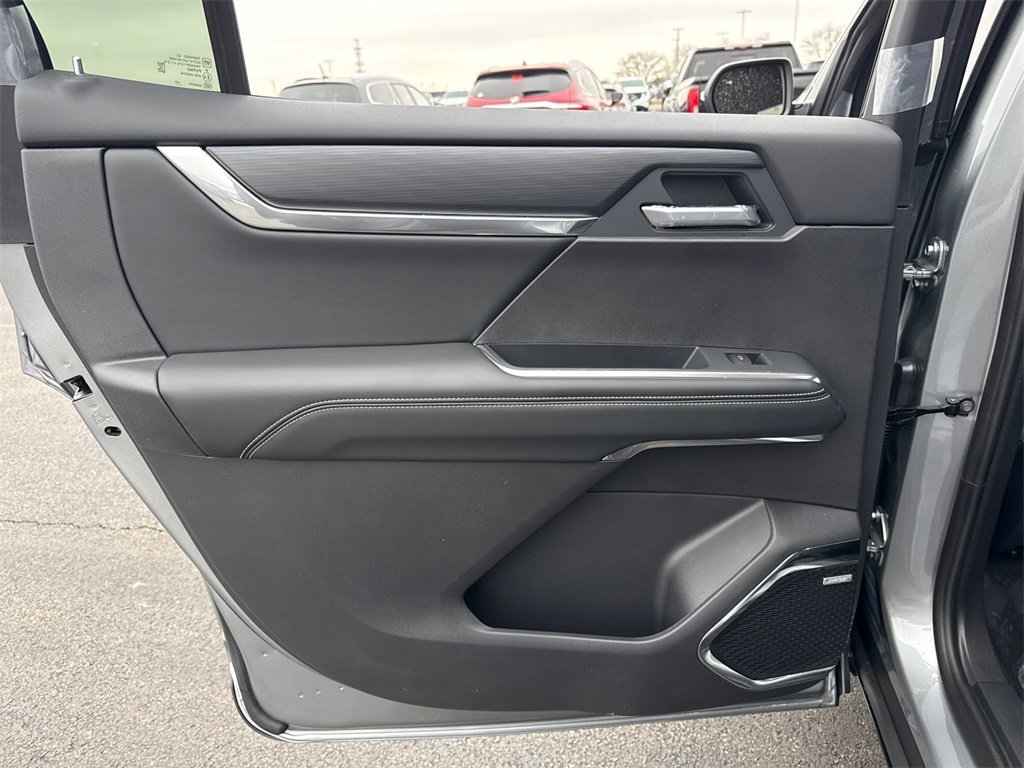 2026 GMC ACADIA - Image 30