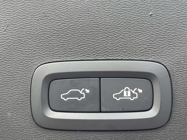 Certified Used 2023 White Volvo Ultimate image 21