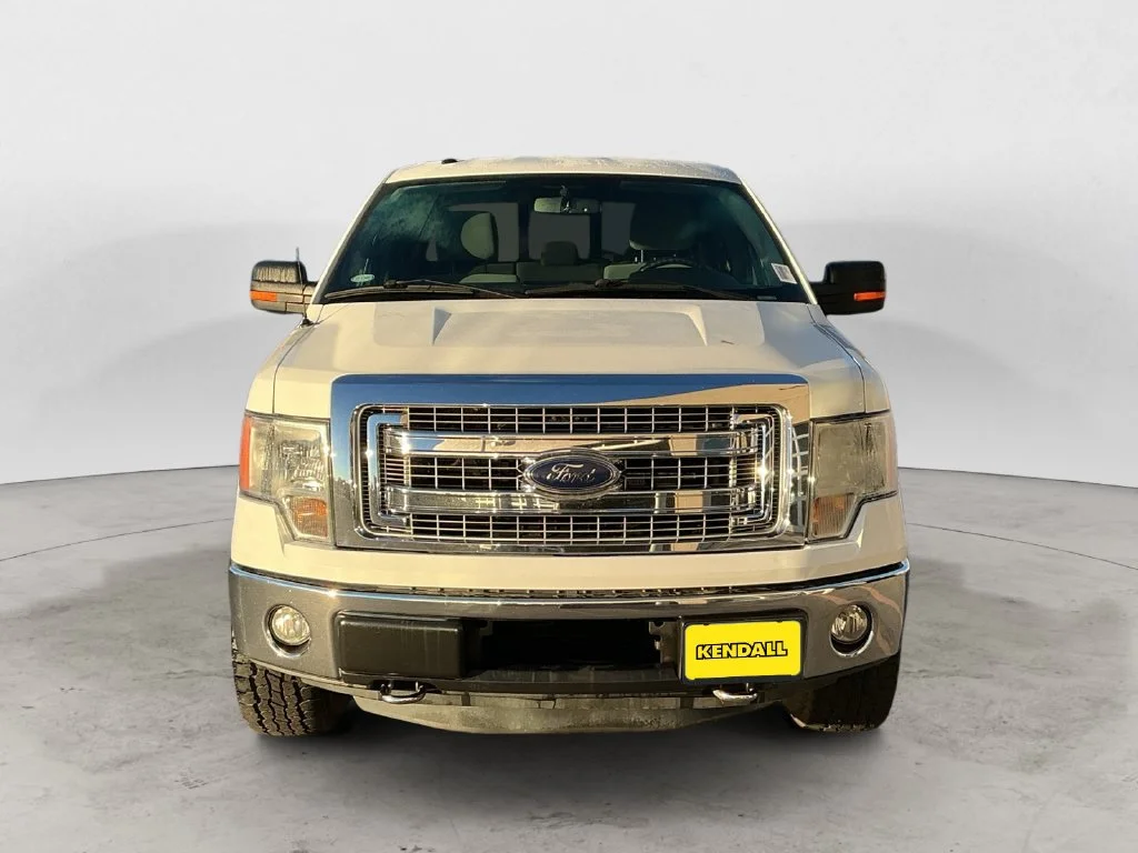 Used 2013 White Ford XLT image 3