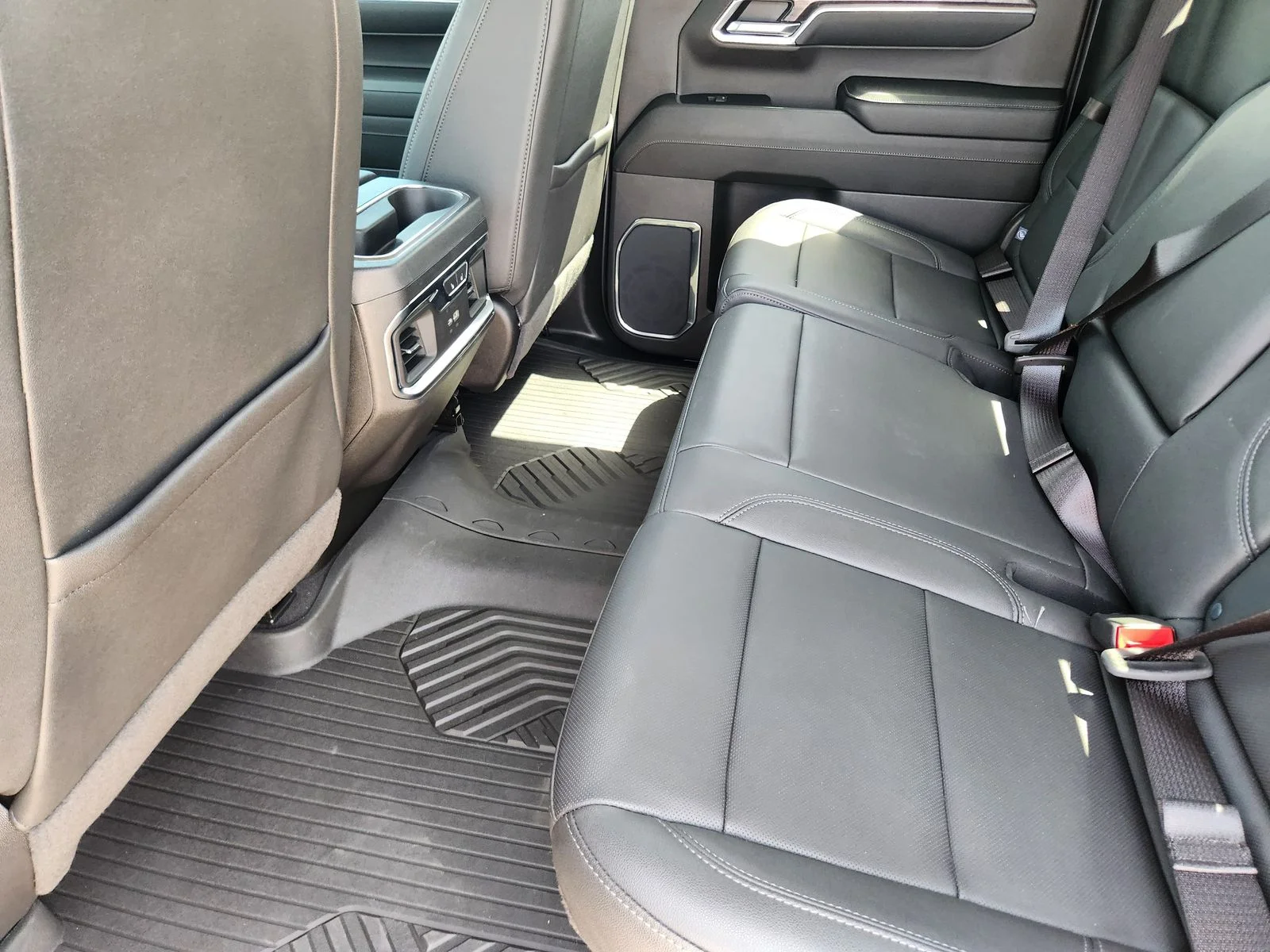 Used 2024 Brown Chevrolet LTZ image 28