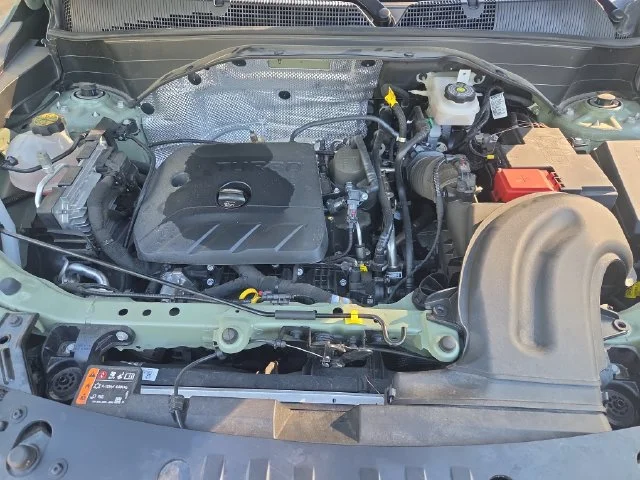 Used 2026 Green Chevrolet ACTIV image 23