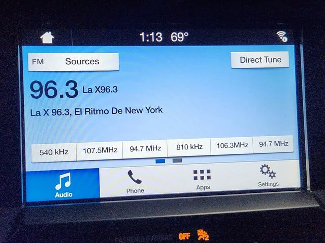 Used 2019 Black Ford XL image 11