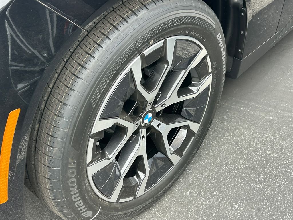 New 2026 Black Sapphire Metallic BMW 30 xDrive image 3