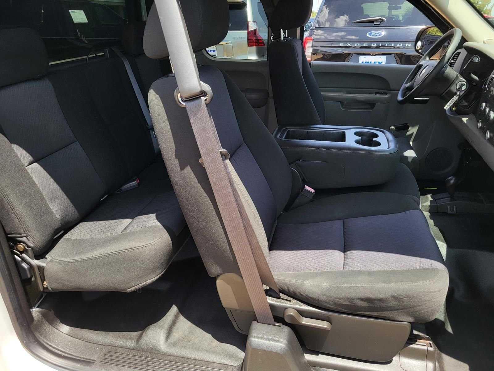 Used 2010 Summit White Chevrolet Work Truck image 9