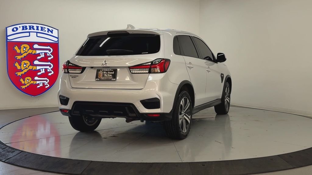 Used 2024 White Mitsubishi 2.0 ES image 5