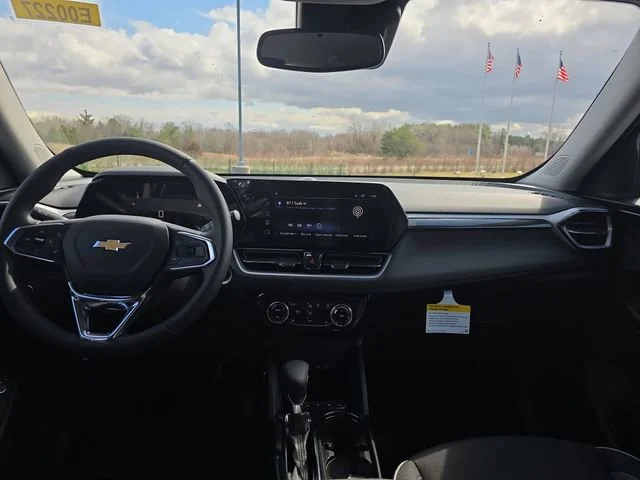 New 2026 Mosaic Black Metallic Chevrolet LT image 12