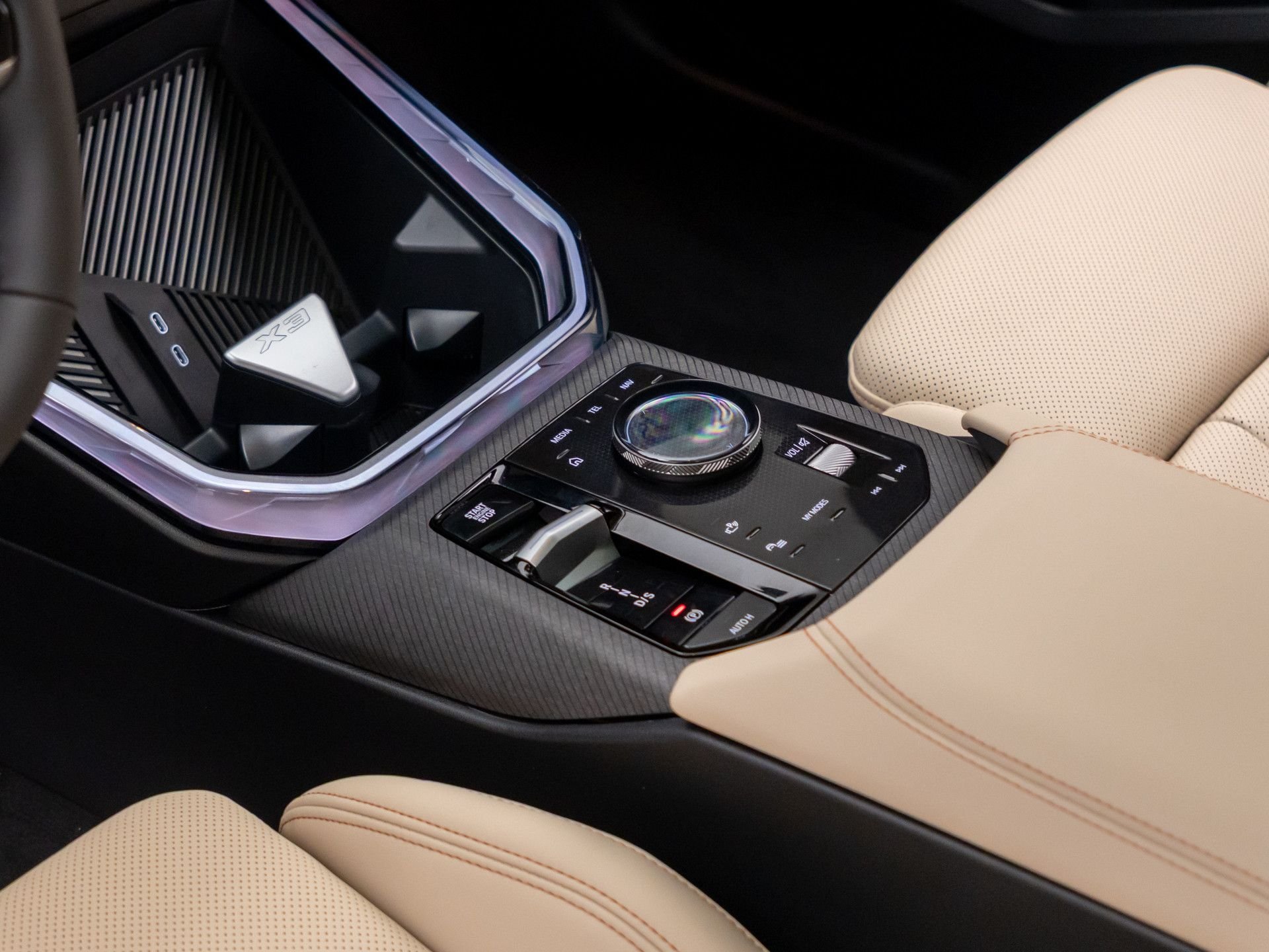 New 2026 Mineral White Metallic BMW 30 xDrive image 13