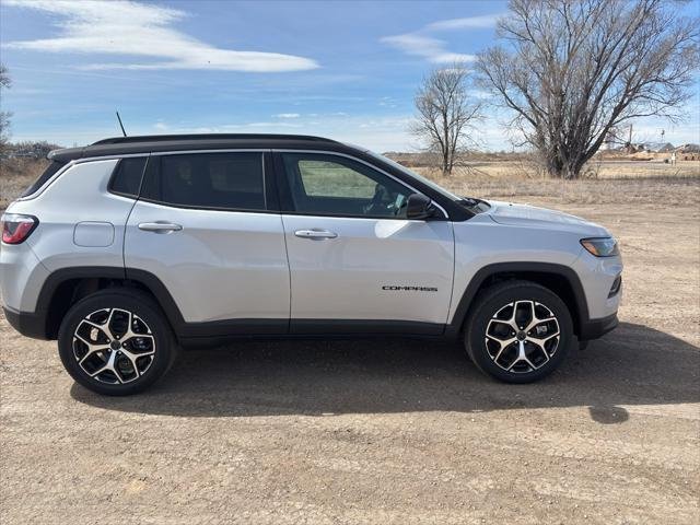 New 2026 Silver Zynith Metallic Clear-Coat Exterior Paint Jeep Limited image 31