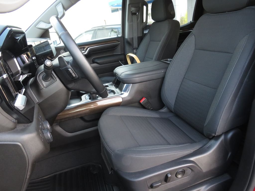 Used 2023 Red Chevrolet RST image 20