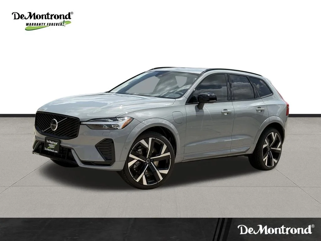 2026 Volvo XC60 T8 Ultra Dark AWD's photo