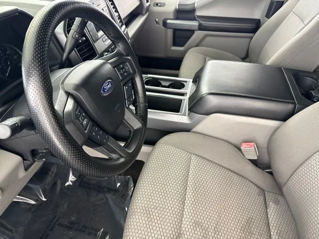 Used 2018 Gray Ford XLT image 24