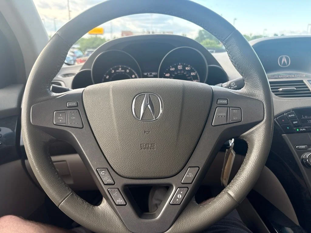 Used 2008 Silver Acura Technology SH-AWD image 15