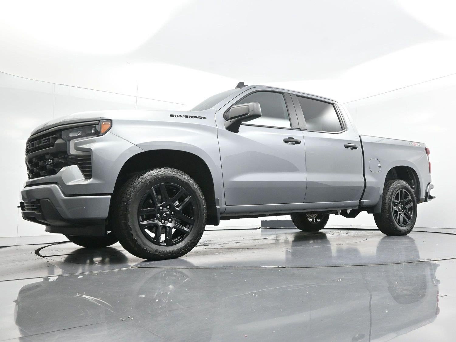 Used 2025 Sterling Gray Metallic Chevrolet Custom image 44