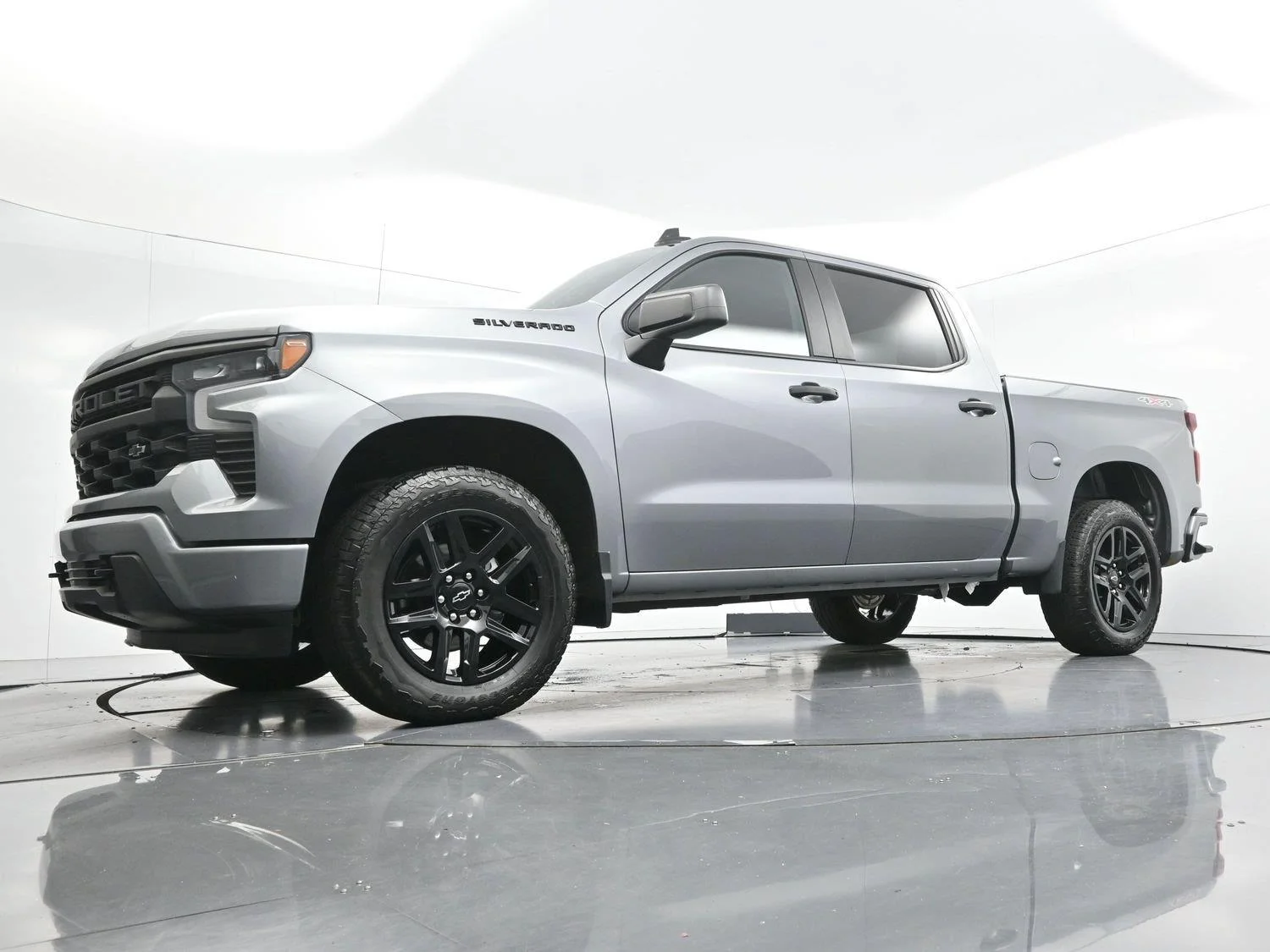 Used 2025 Sterling Gray Metallic Chevrolet Custom image 44