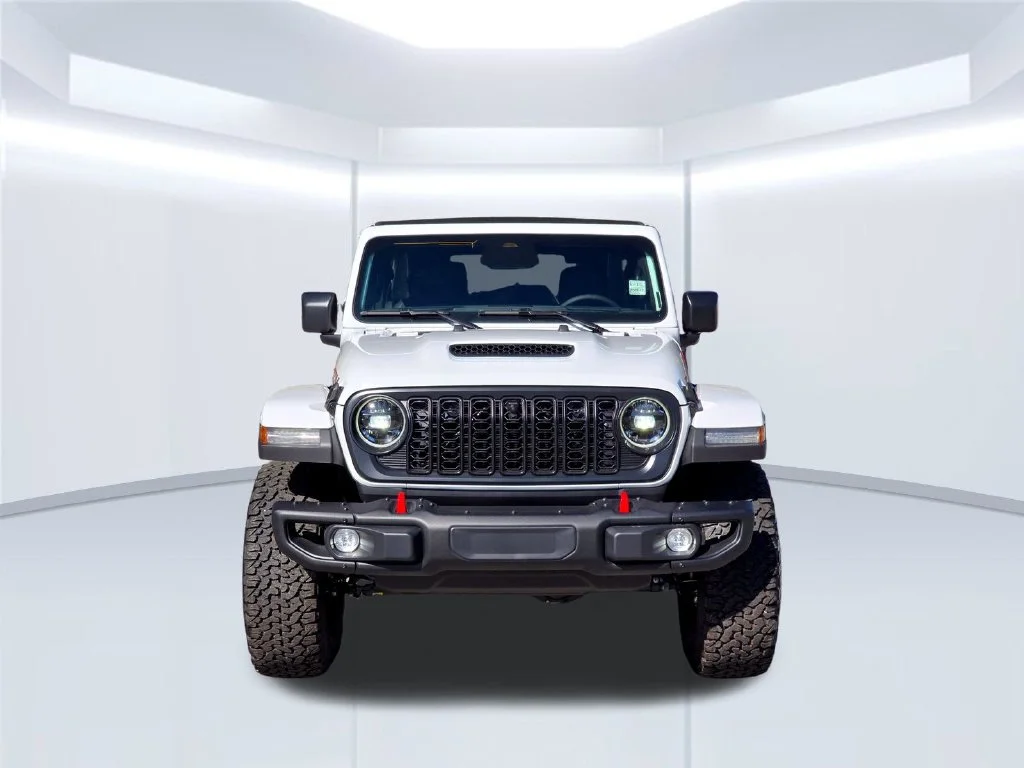 New 2027 White Jeep Rubicon X image 17