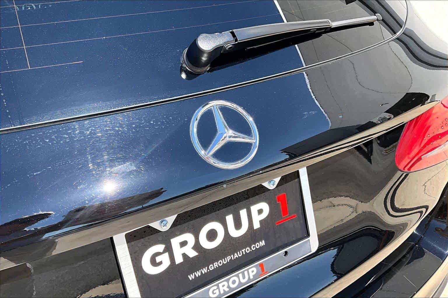 Used 2018 Black Mercedes-Benz GLC 300 image 31