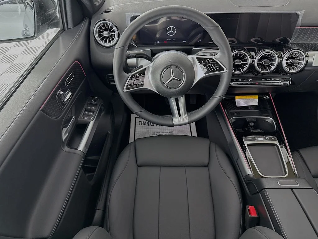 2025 Mercedes-Benz GLB Base - Photo 24