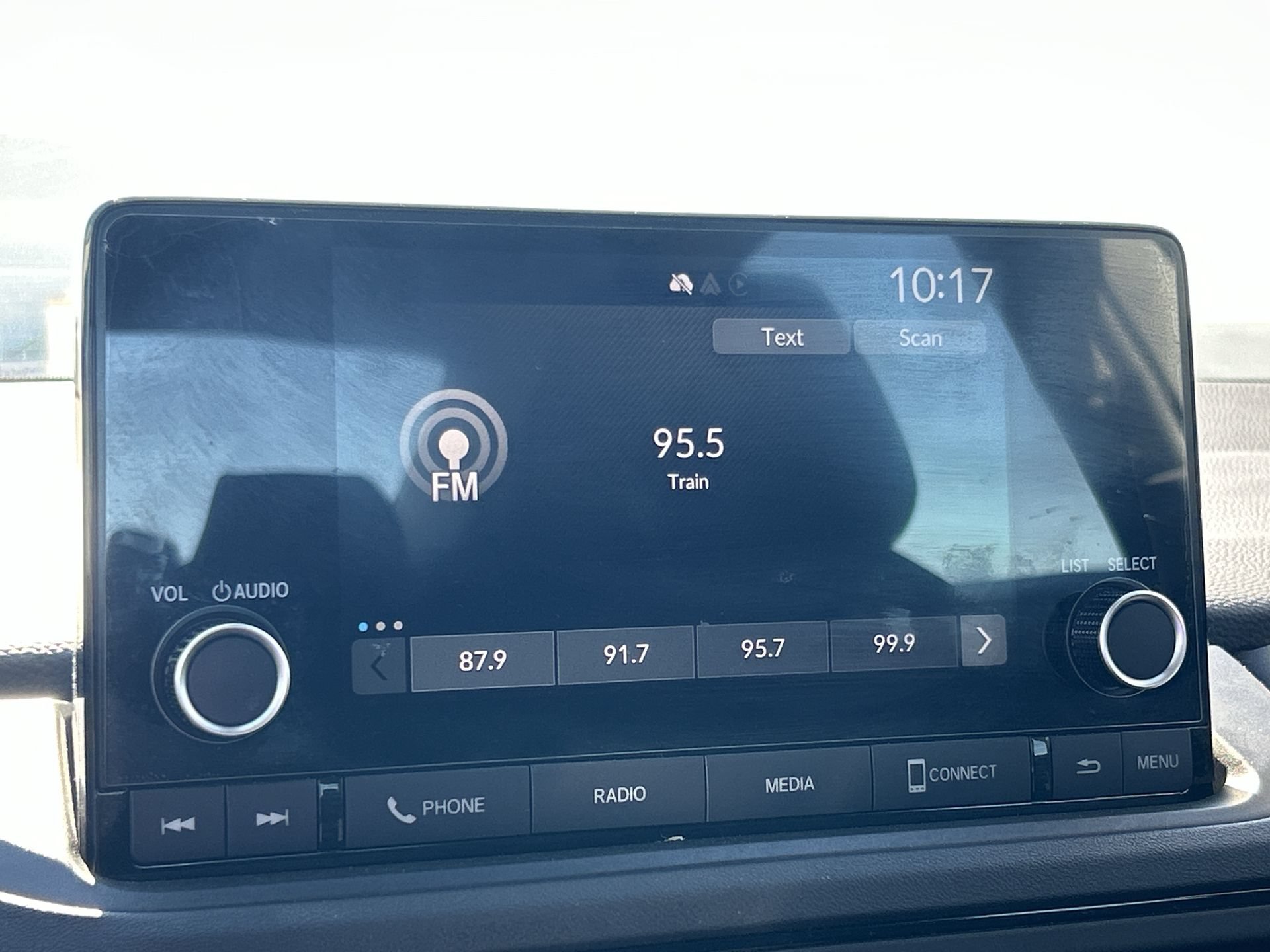 2025 Honda Accord LX - Photo 12