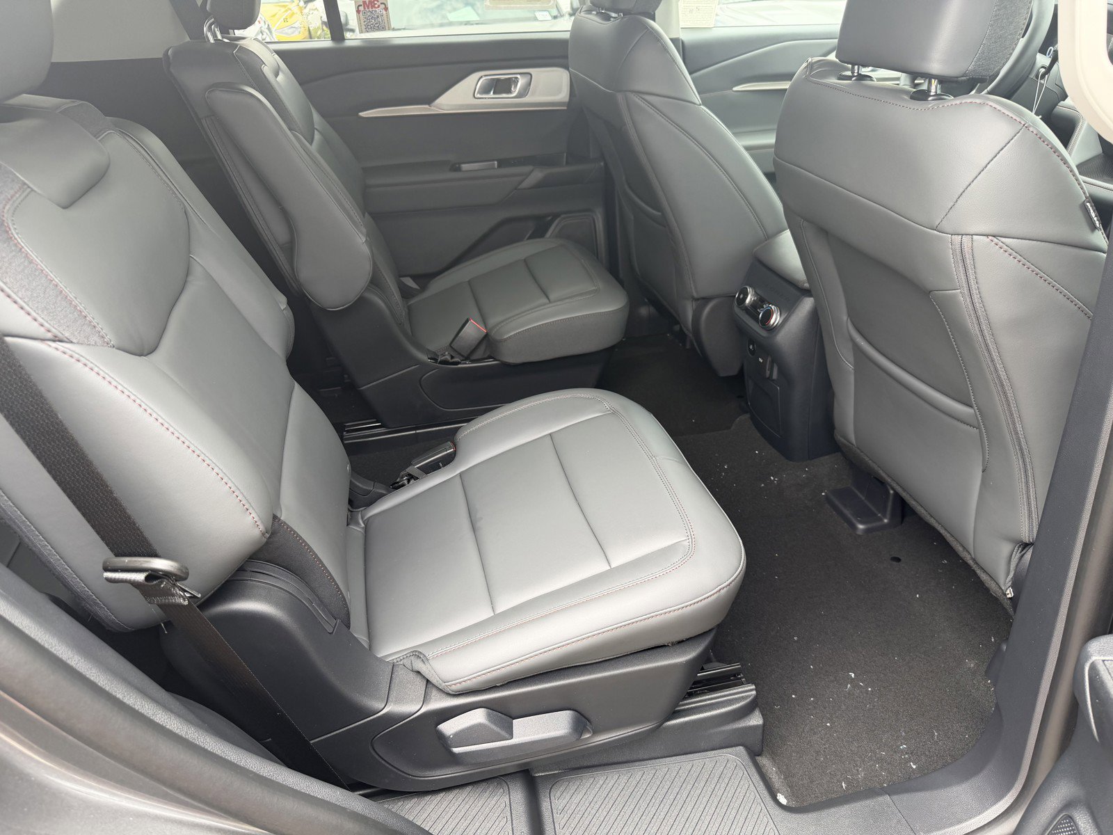New 2026 Carbonized Gray Metallic Ford Active image 12